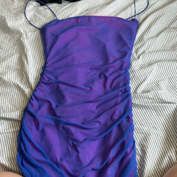 Superdown Issa dress - Picture 4 of 4